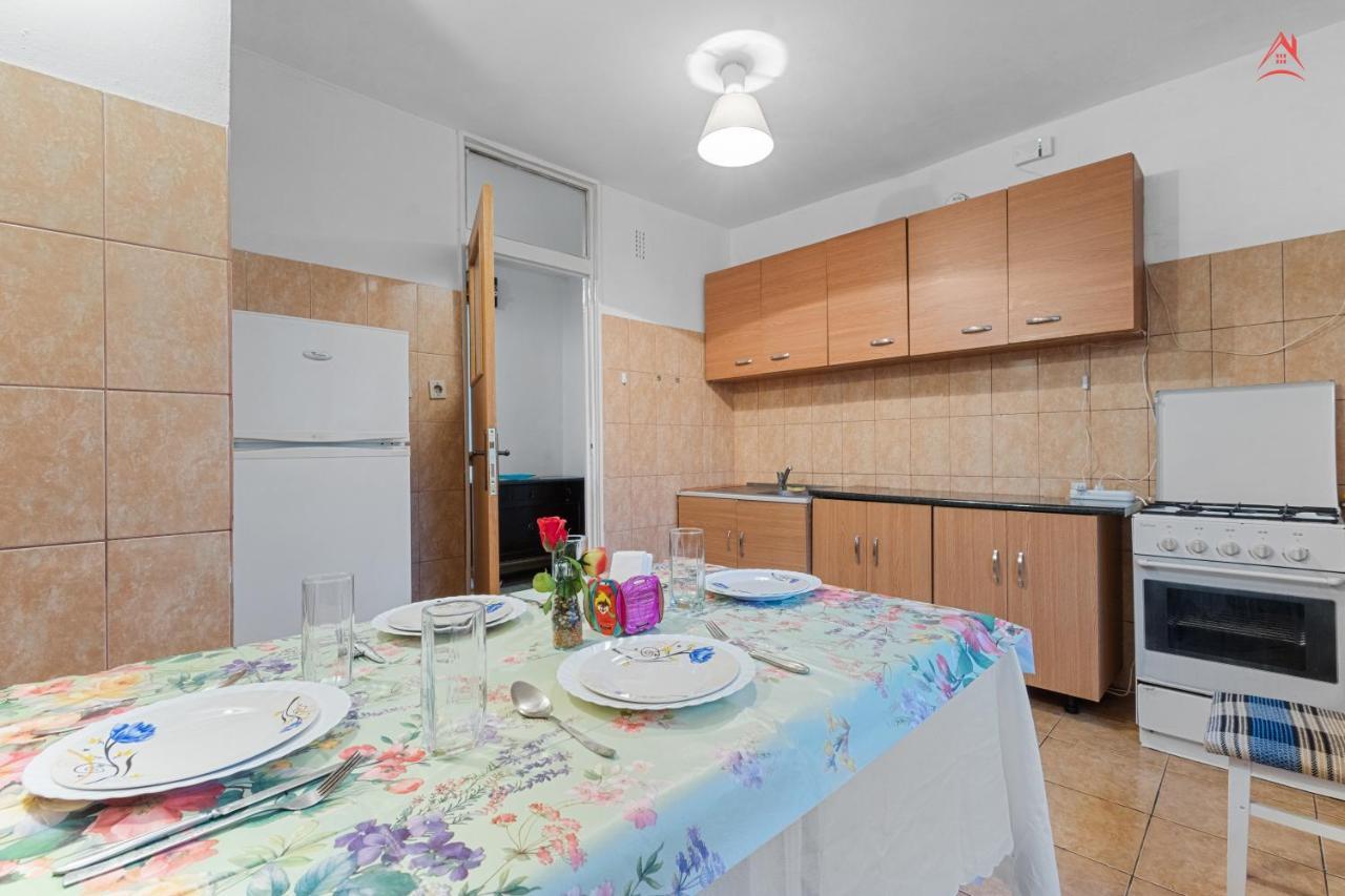 Dristor Large And Cozy Apartment Βουκουρέστι Εξωτερικό φωτογραφία